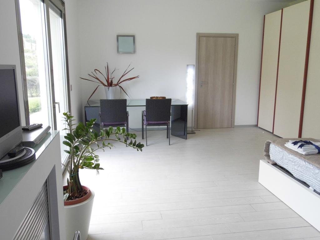 Fiore Dell'Etna Apartment Santa Venerina Ngoại thất bức ảnh